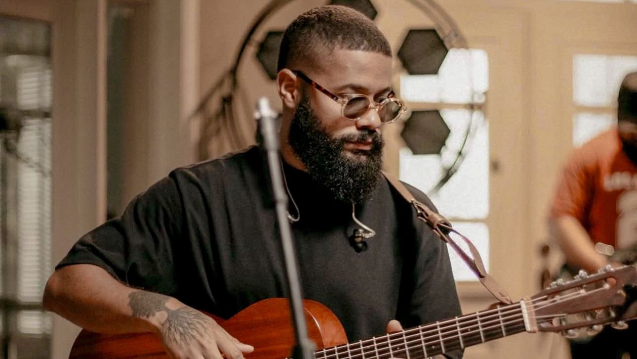 “Abba” é a nova música gospel de Diego Karter