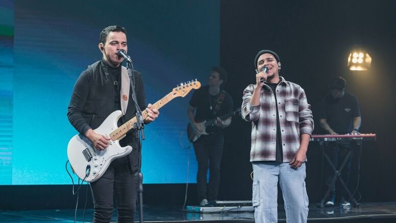 Jeferson Souza lança “Fiel é Deus” com participação de Felipe Rodrigues pela Flame Music